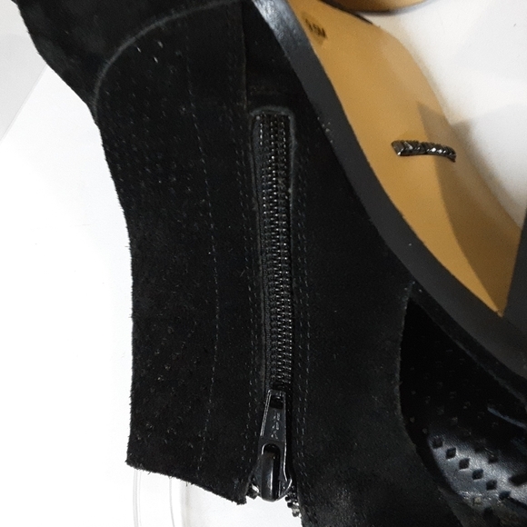 Gianni  Bini black Hadwin leather suede perforated peep toe 9.5M Casual Y2k - Picture 9 of 12